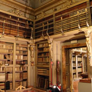 Moreniana Library