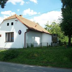 Pomník padlým v Eši