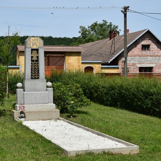 Pomník padlým v Hradišti