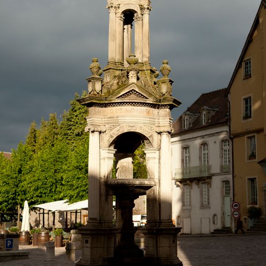 Fontaine Saint-Lazare