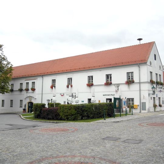 Wohnhaus, ehem. Gemeindehaus, Grunerhof