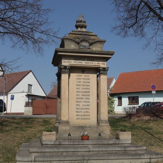 Památník obětem světových válek v Dolních Počernicích