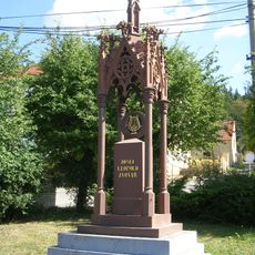 Památník na návsi v Kublově