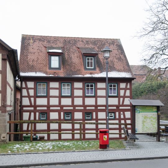 Obere Rathausgasse 2