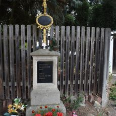 Kříž v Luhově u čp. 6