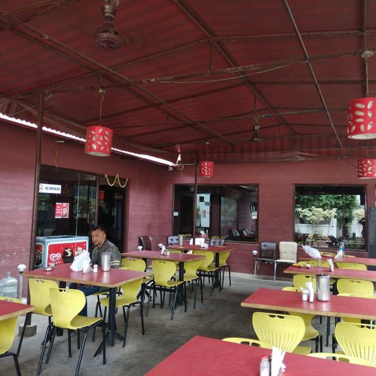 Twillight Tandoor Resto