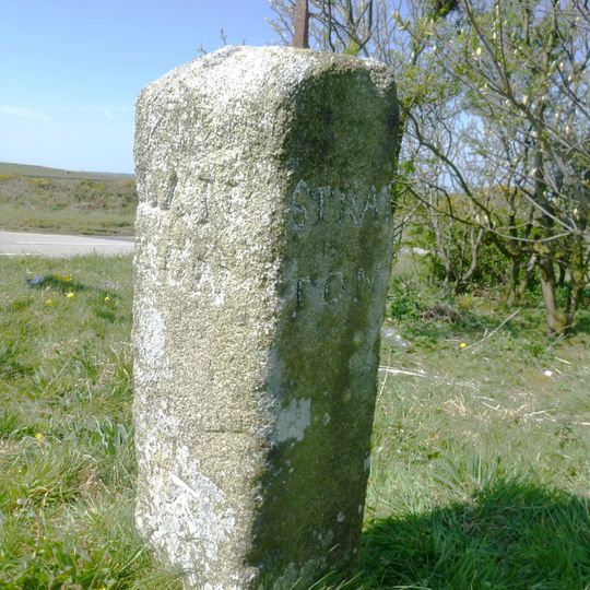 Guidepost To North East Of Higher Trehane Farm
