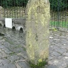 Guidestone, Huncoat, Higher Coat Road