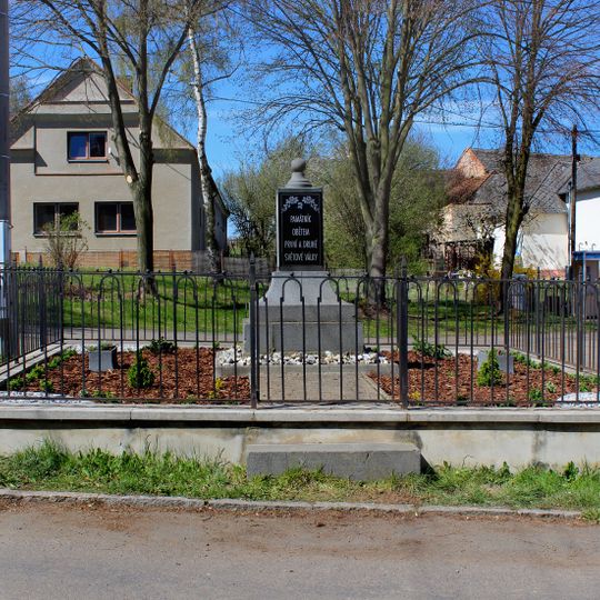 World wars memorial in Únehle