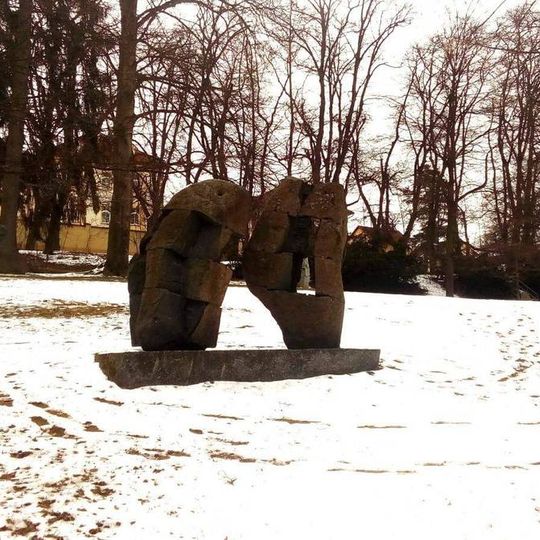 Plastika v parku v Jindřichově Hradci