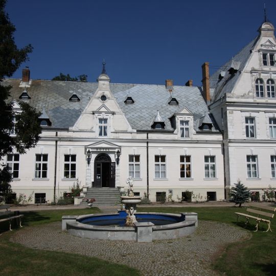 Palace in Ojerzyce