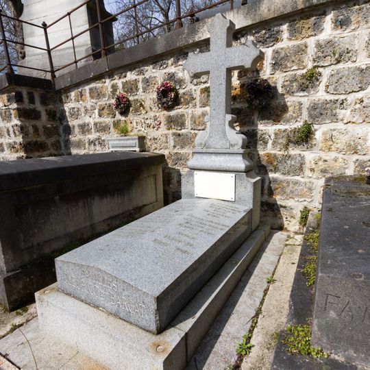 Grave of Fleuriot