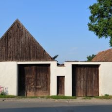 Ortsbefestigung mit Scheune