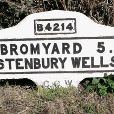Milestone, Grithill Farm, 30 yds from county boundary
