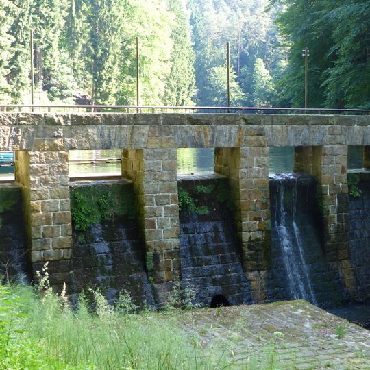 Staumauer des Amselsees