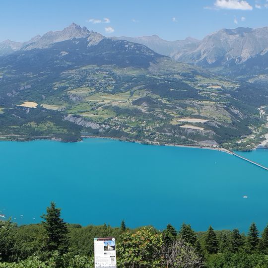 Lago di Serre-Ponçon
