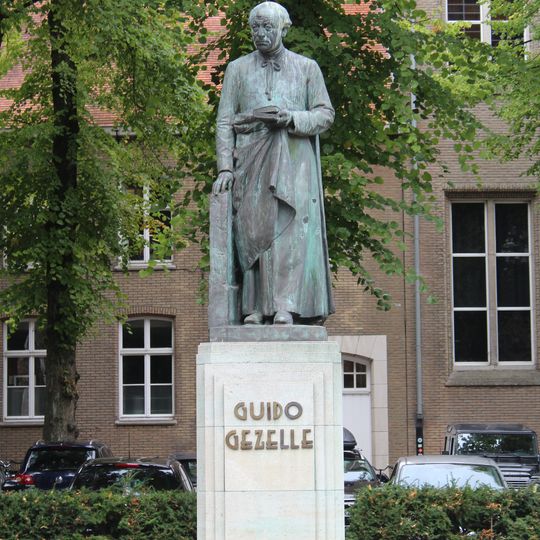 Guido-Gezelle-Denkmal