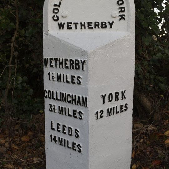 Milepost Approximately 20 Metres To East Of Drive To Swinnow Hill