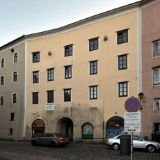 Saigerhaus (Haus mit Mauer des ehem. Mautsudhauses)