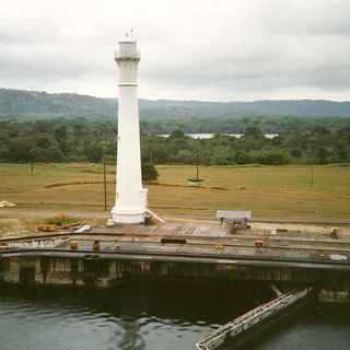 Gatún Northbound Rear Lighthouse