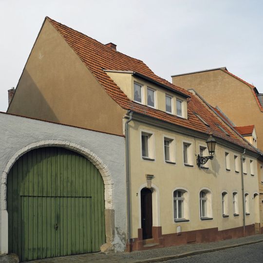 Wohnhaus in halboffener Bebauung Burgstraße 7