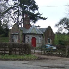 North Lodge to Crewe Hall Park
