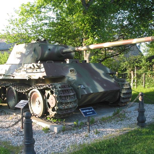 Tank memorial