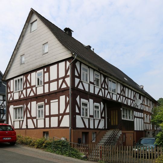 Schulstraße 2/Zimmerplatz 1
