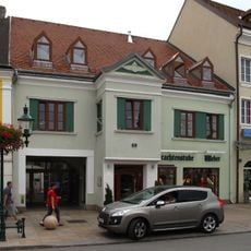Commercial building Hauptplatz 11 (Tulln)