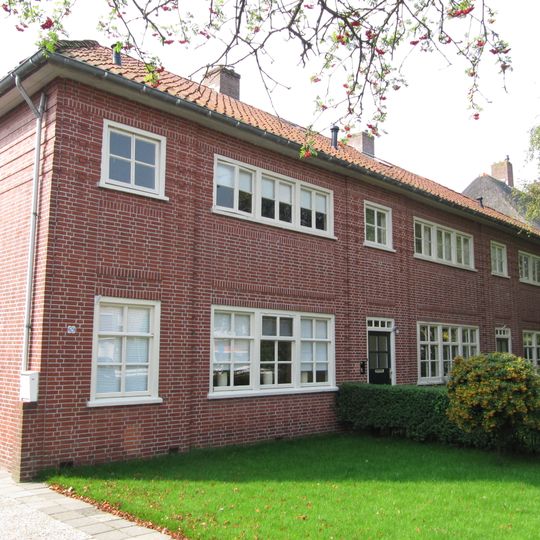 Drievoudige woning in Interbellumstijl