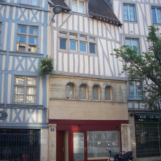 Maison, 16 place du Lieutenant-Aubert