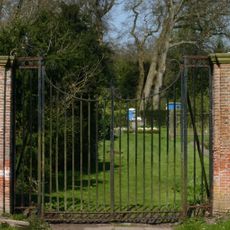 Kasteel Duivenvoorde: Oosterhek van de voormalige moestuin
