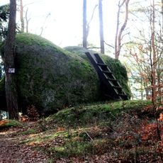 Wasserstein im Frauen-Holz bei Fischbach