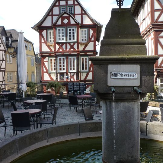 Brunnen