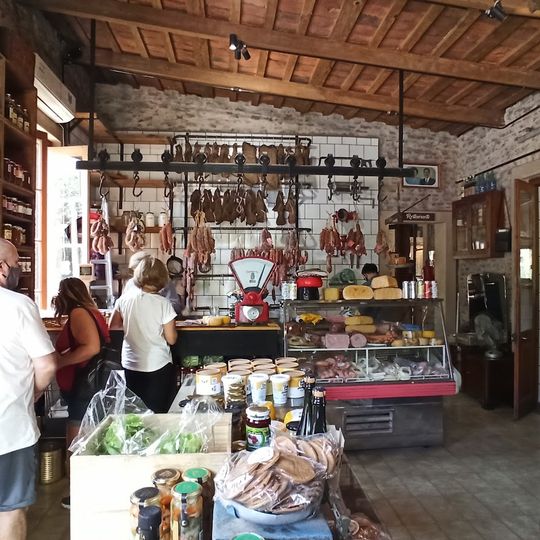 Pueblo Escondido