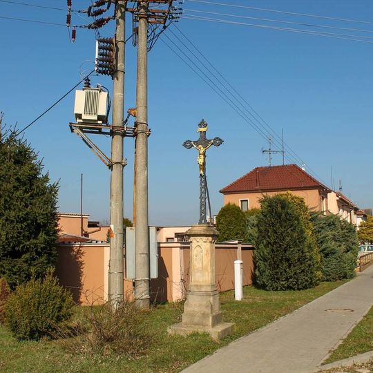 Kříž v Nezamyslicích na Nádražní ulici