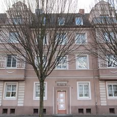 Wohnblockbebauung Poststraße 3