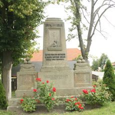 Památník obětem světových válek v Kovanicích