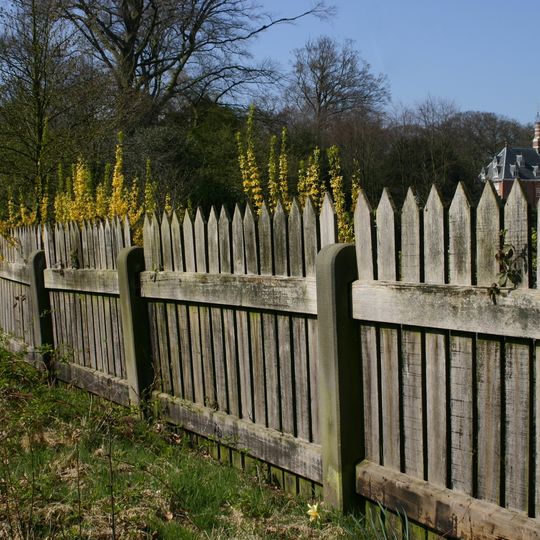 Kasteel Duivenvoorde: Omheining van de voormalige moestuin