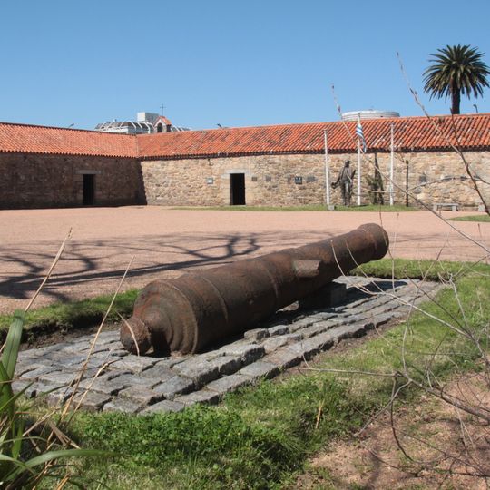 Antiguo Cuartel de Dragones