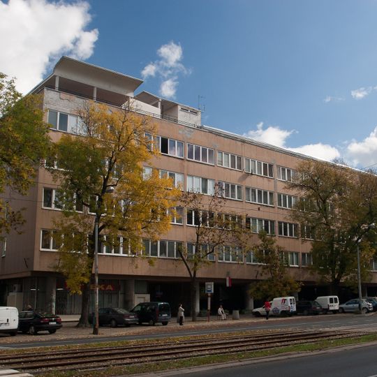 Dom mieszkalny Państwowego Zakładu Ubezpieczeń Wzajemnych Pracowników Umysłowych