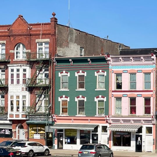 North Avenue Commercial District