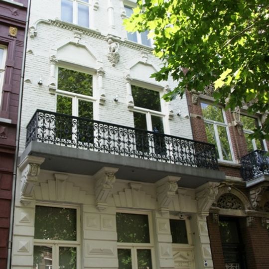 Wilhelminasingel 82, Maastricht