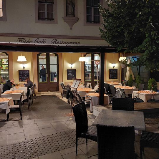 Főtér Cafe Restaurant