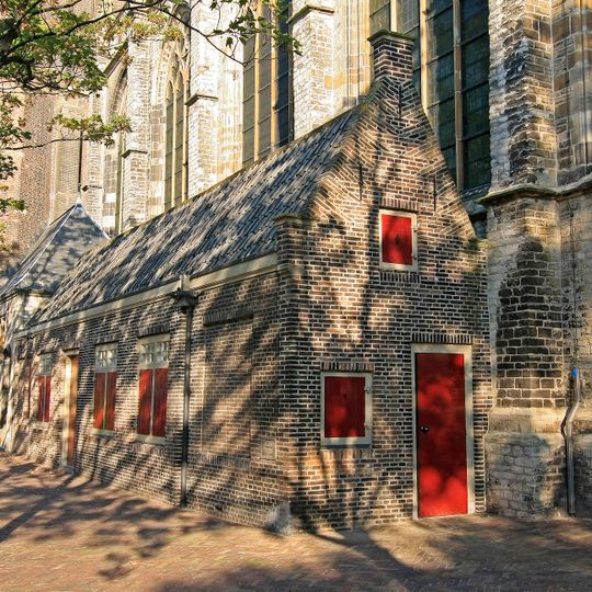 Pottenkade 1, Dordrecht