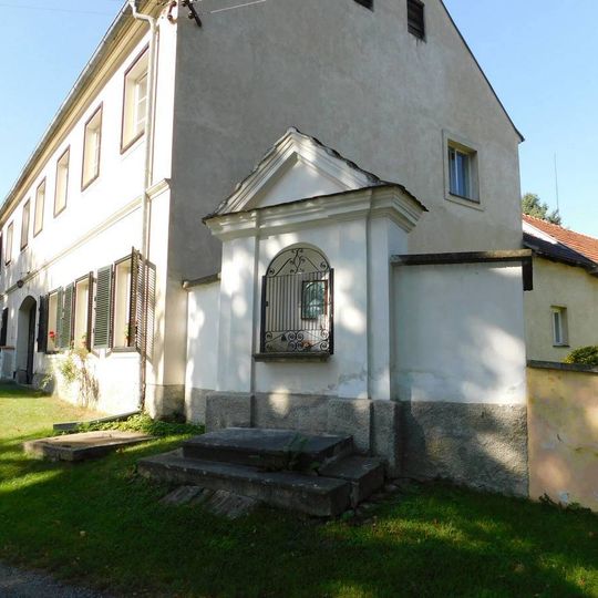 Výklenková kaple u čp. 5 v Souticích