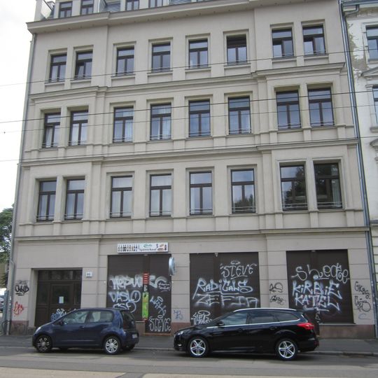 Mietshaus Rosa-Luxemburg-Straße 40