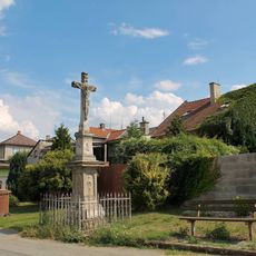 Kříž v Lošticích na Olomoucké ulici