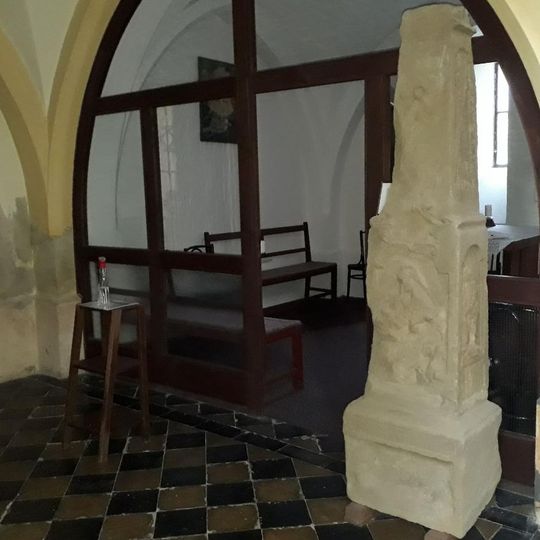 Kříž původně z Doubravy