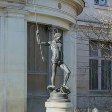 Statue
